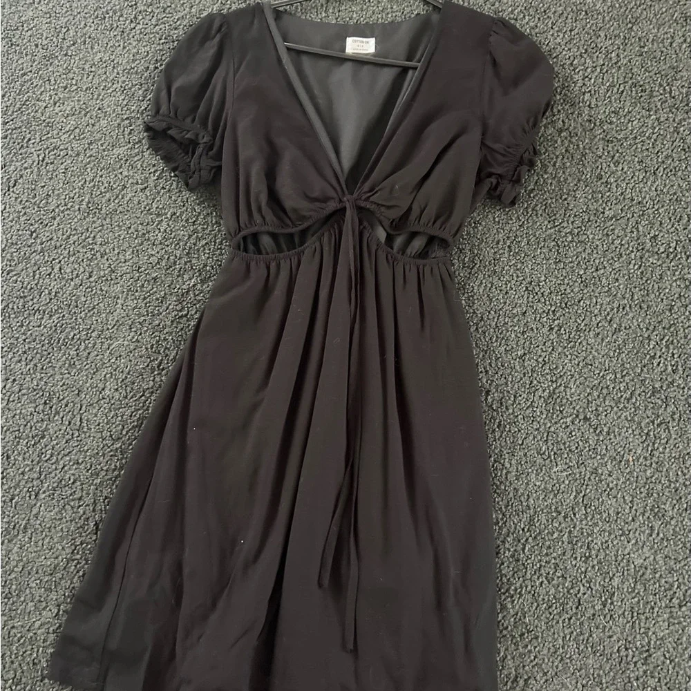 Beautiful Black Dress Flowy - Picture 1 of 2